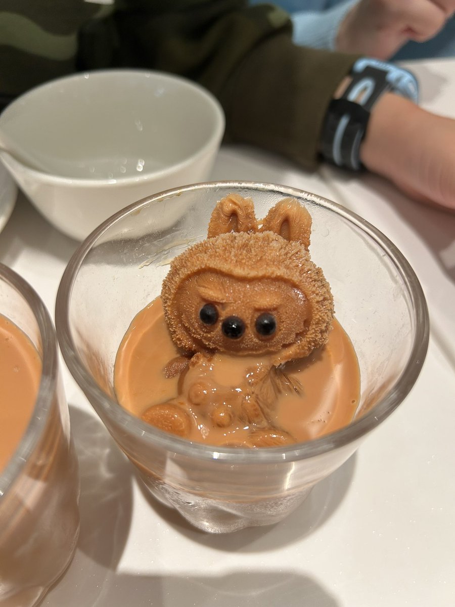 pingdaddy's tweet photo. ชาม ลาบูบู้ ก็มาจ้าาา

เซี่ยงไฮ้ของกินดีจิงๆ https://t.co/zV1aK0x3S4
