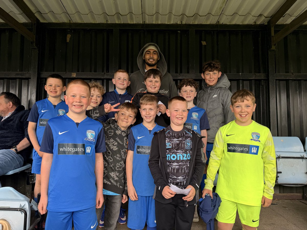 angelcake1983's tweet image. Boys were buzzing tonight that @KaineKeslerHayd scored to help us win the league! He was so lovely to them when they accosted him on Saturday at a  @copsewoodFC game. A lovely lad and a fantastic player. #rolemodel #pusb