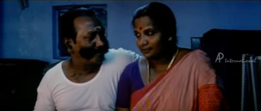 தவெகவுல இருந்து ஓட்டுக்கு ₹500 ரூபா குடுக்குறோம் வேணும்னா கூட்டி கூட குடுக்குறோம்னு சொன்னாங்க..

நான் என்ன கள்ள ஓல் விஜயா அப்படி பண்ணுறதுக்கு, போடா விஜய்னு திட்டி விட்டுட்டேன் 😌