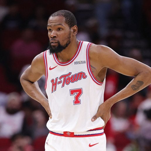 BrickCenter tweet media