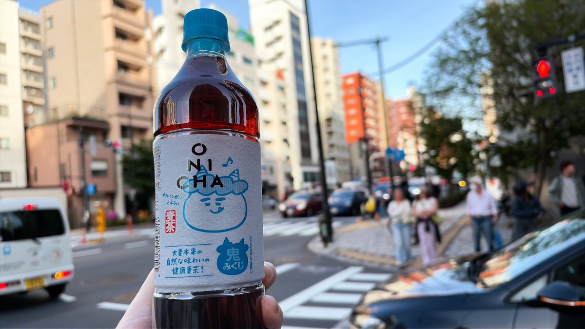 こまいし tweet media