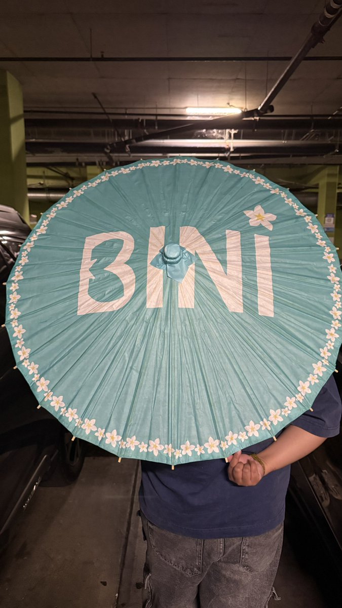 Dumating na yung multo namin 🥲 sa world tour na lang.

#BINI_Coachella #BINICHELLA