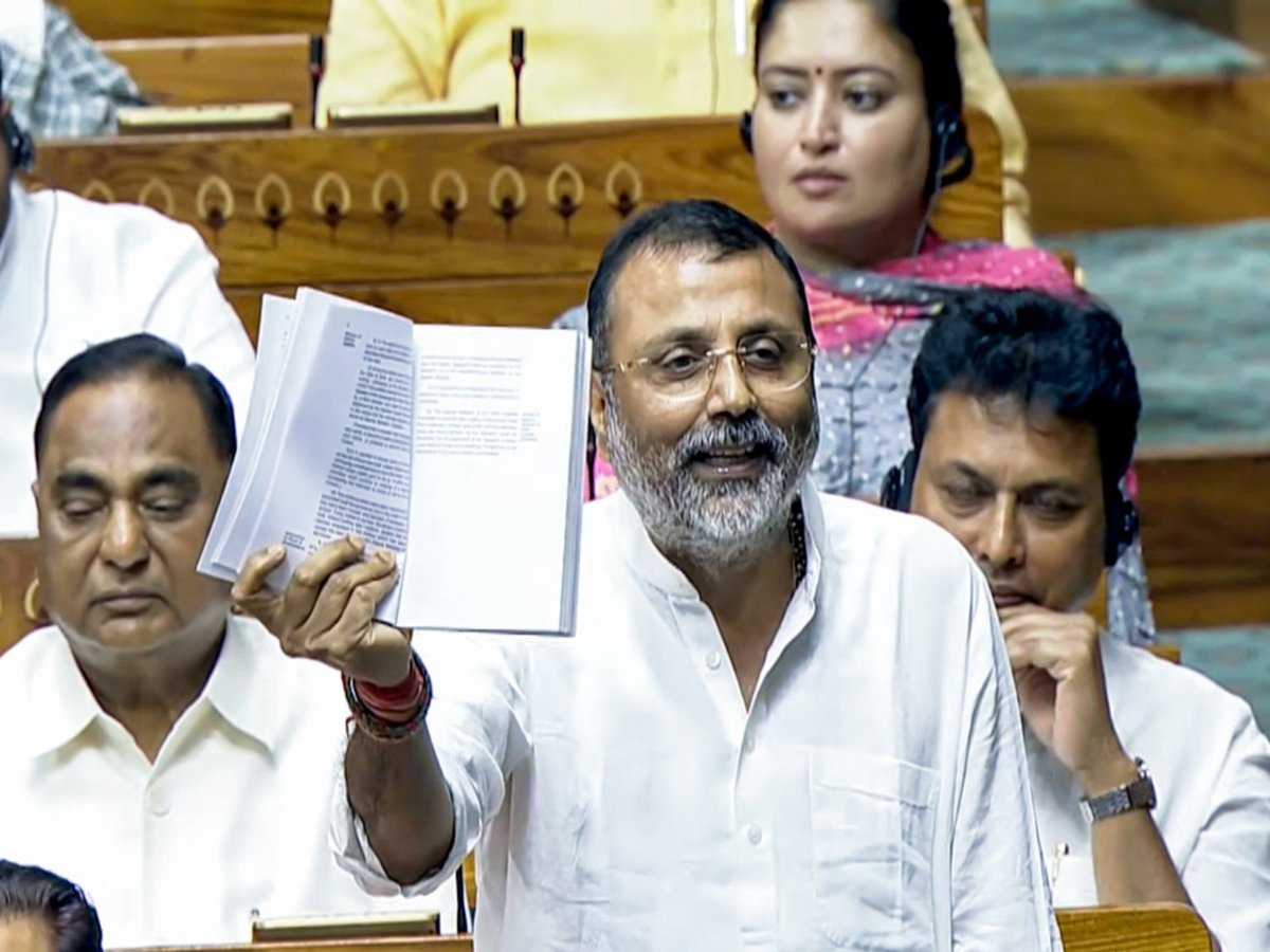 ani_digital's tweet image. "Nehru went all out to prevent the inauguration of Somnath Temple": Nishikant Dubey attacks Congress

Read @ANI Story | aninews.in/news/national/… 

#SomnathTemple #NishikantDubey #Congress