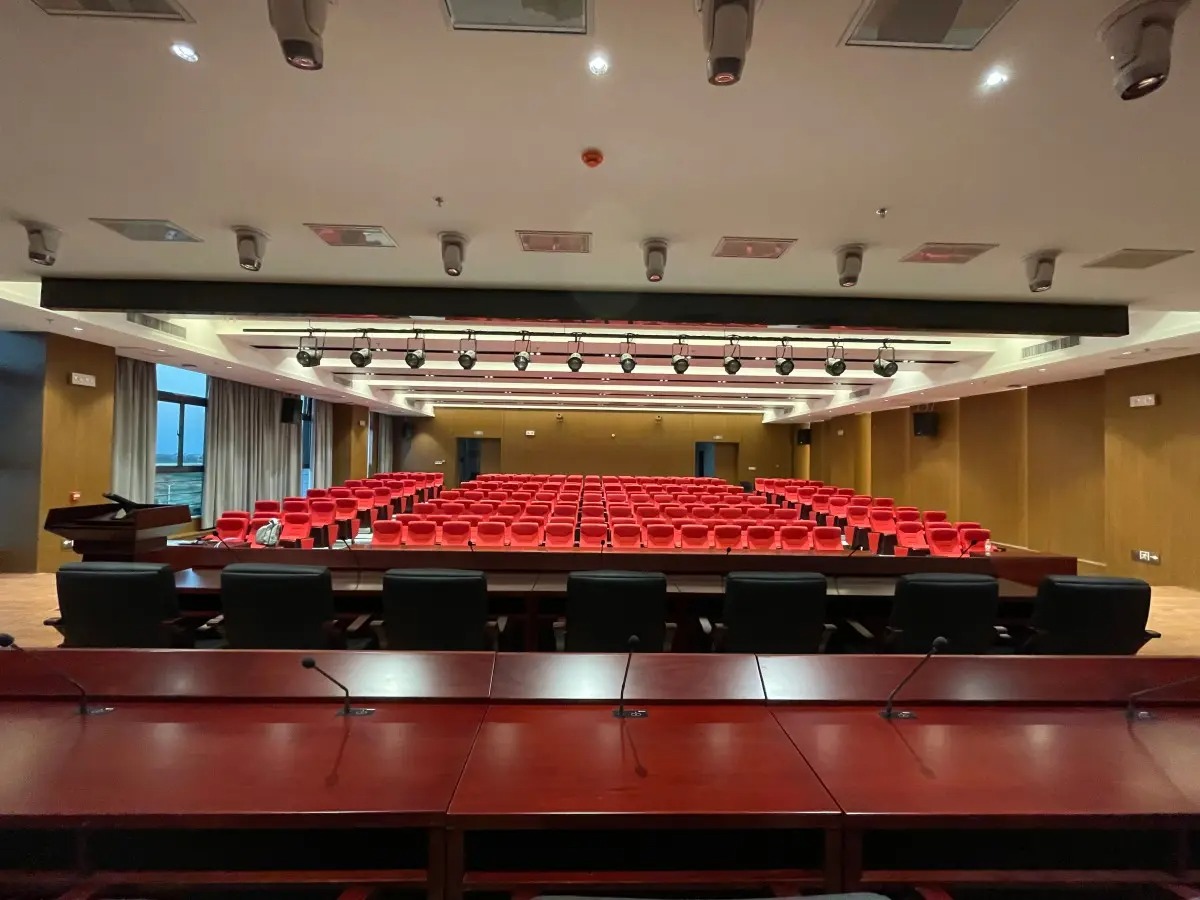 HUAINzhuhai's tweet image. 🎯 HUAIN embedded conference system delivers clean setup + clear audio. Detachable mic, 50cm pickup, anti-interference wiring &amp;amp; camera tracking support.
📧 official@huain-av.com🌐 huainpro.com
#Huain #ConferenceSystem #ProAudio