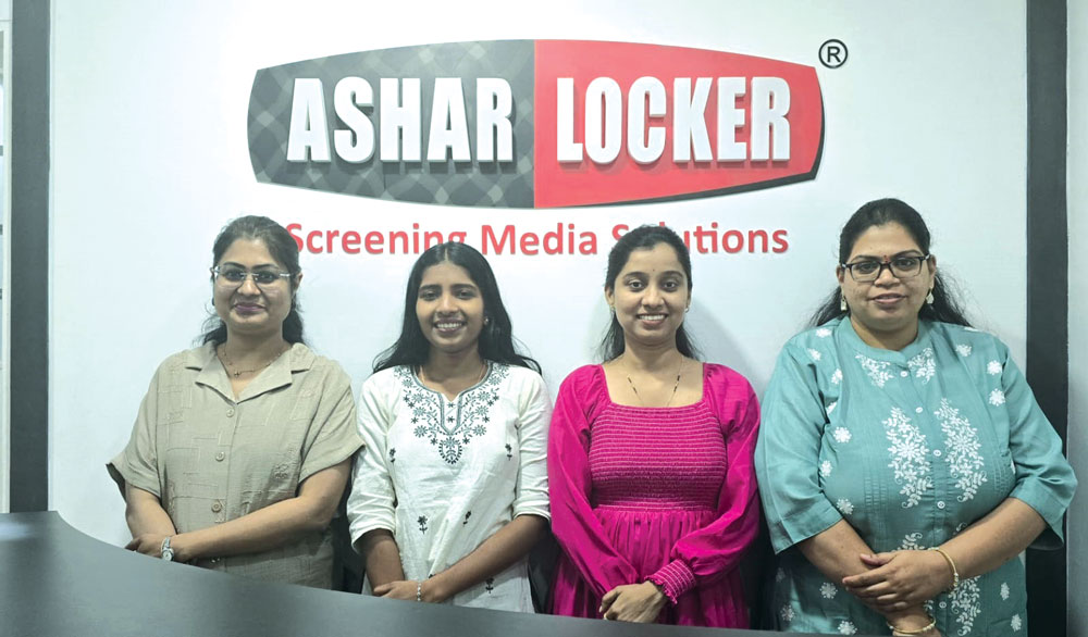 equipment_times's tweet image. At Ashar Locker India, we believe progress is meaningful only when every individual regardless of gender, feels empowered to grow. 

Read more:- equipmenttimes.in/At-Ashar-Locke… 

@asharlocker @RamamurthyTM @philipjourno #WomenEdition #WomenInConstruction #EquipmentTimes #equipment