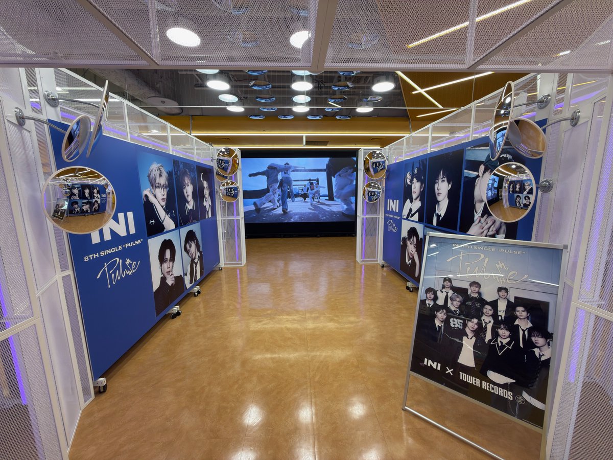 TOWER_Shibuya's tweet image. 【#タワ渋INI】 

#INI 8TH SINGLE『PULSE』

INI×TOWER RECORDS コラボポスター掲出中✨

さらにコラボポスター抽選プレゼント企画も実施中💙
🔗tower.jp/article/featur…

メンバーコメント映像もオンエア中です🌟

#MINI の皆さま！
ぜひお立ち寄りください🙌

@official__INI

#INI_PULSE