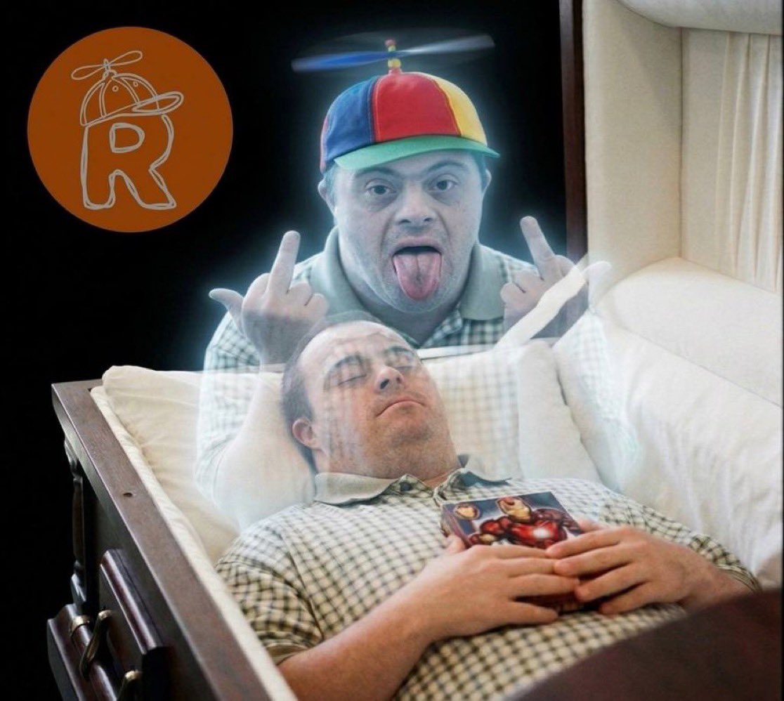 White Boi_AF tweet media