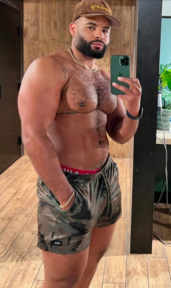 SAINTxCARTER (@mrvicks) on Twitter photo 