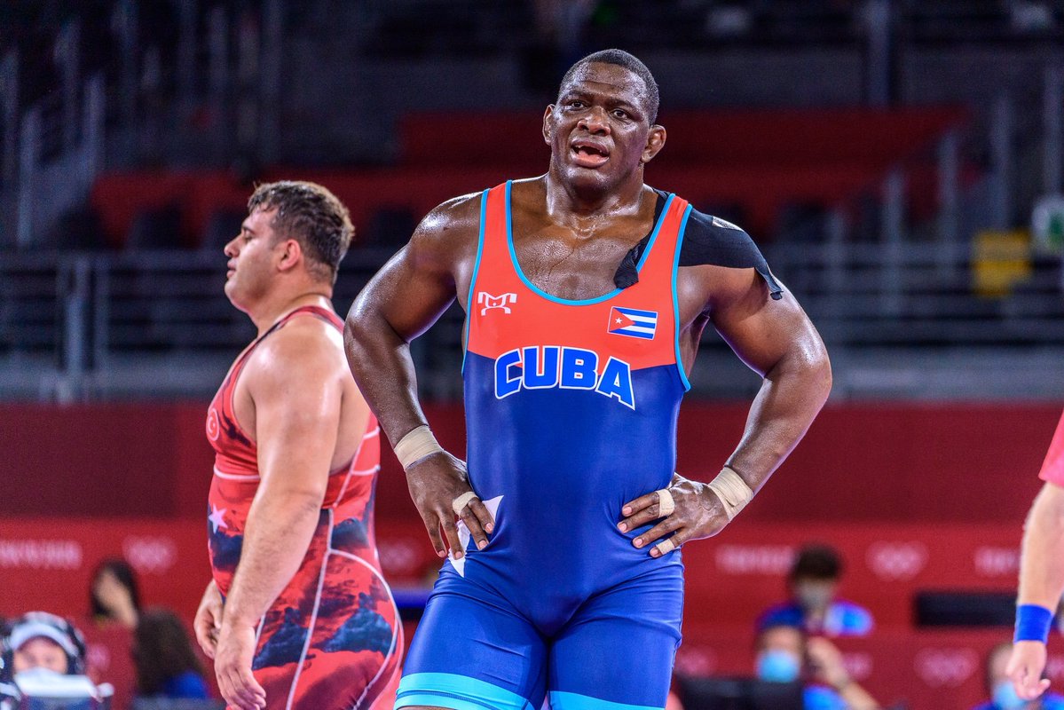 RUSEN || Press tweet media