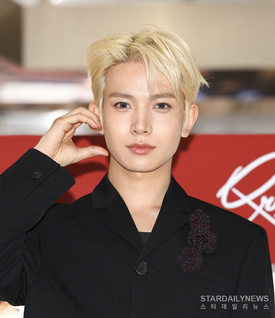 LEE HEESEUNG GLOBAL tweet media