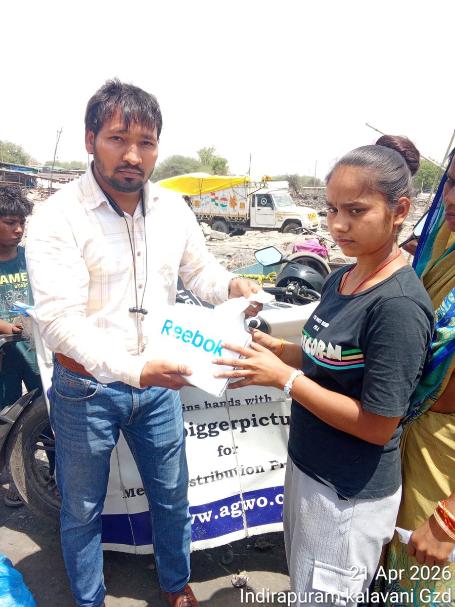 agwo_org's tweet image. This wasn’t just a simple distribution—it was a reminder to a young girl that she is seen, valued, and cared for. In places where life often feels uncertain, even the smallest support can bring strength, dignity, and a reason to smile again.

#Indirapuram #Ghaziabad #Kalavani