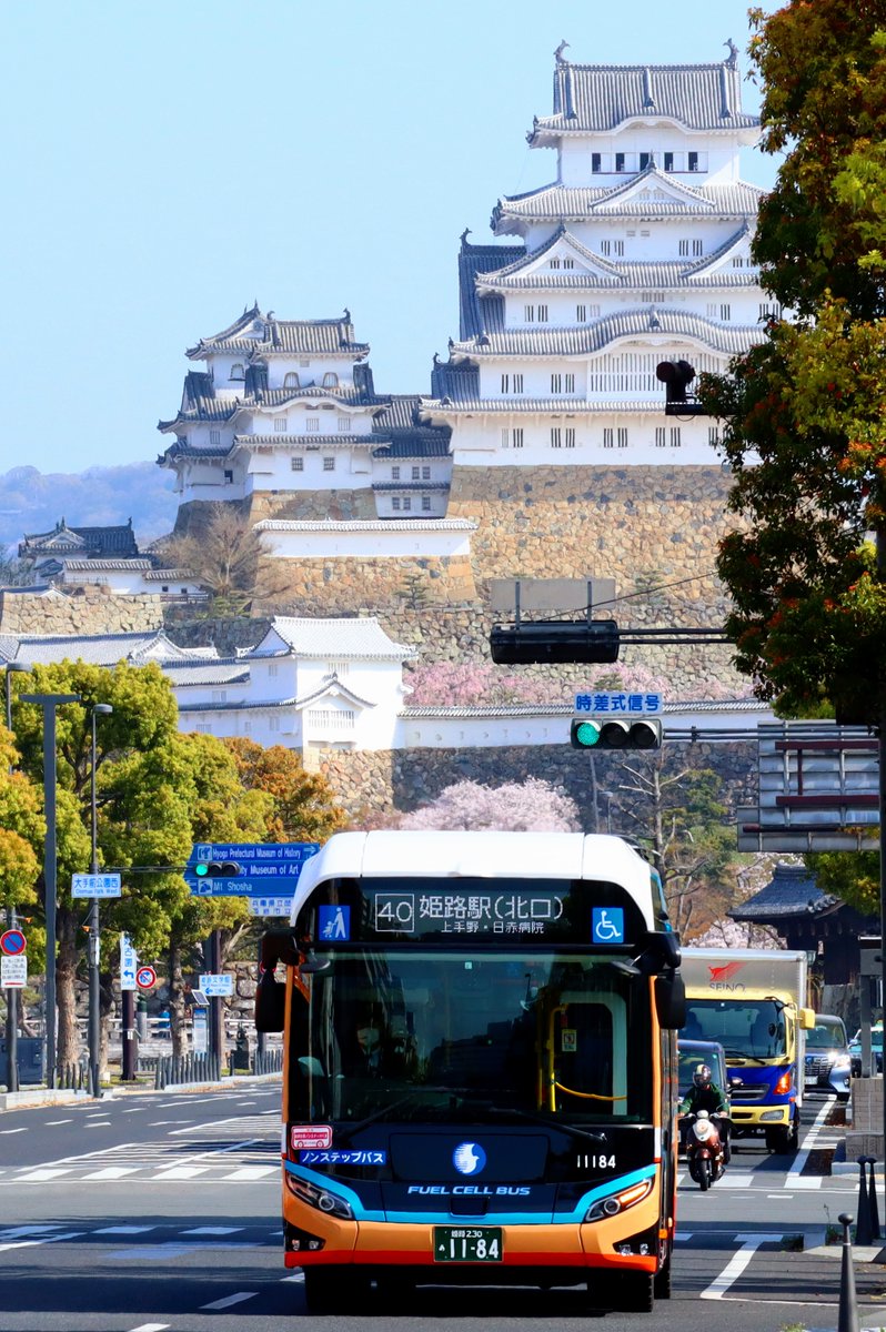 あぁ～❣️水素の音ｫｫｫｫｫｫｫ～❣️
╰━ｖ━━━━━━━━━━━╯

 ⠀╭══╮  
╭╯□□║   ﾌﾟｼｭｯ
╰◎═◎╯🫧

#水曜日
#水素バス
#神姫バス