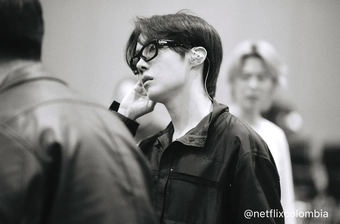 y5ok6o_hope's tweet image. BTSとしてどう魅せていくか…
練習室ではメンバーがカウントを取りやすいように歌い続けて優しく的確に導いていく。仕上げていく過程でメンバーの意見をしっかり聞く。結果グループ全員で最高の作品を作り上げる。
人間として学ぶべきことしかない。
#jhope