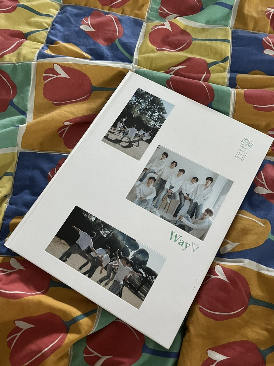 joyfuloni0n's tweet photo. WTS
WAYV PHOTOBOOK
250k bisa nego

Habis dm bisa mention yaa karena suka ga masuk https://t.co/loHG3FDroe
