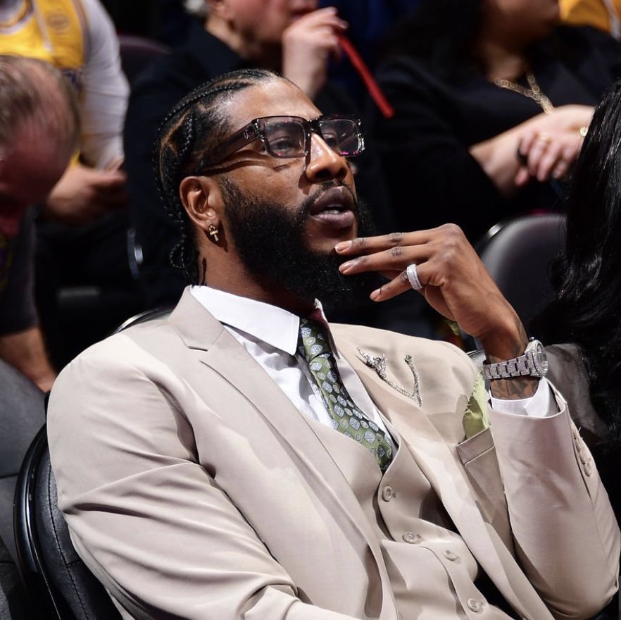 Lakers Lead tweet media