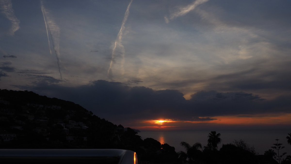 meblanch's tweet photo. Bondia 22abril2026

@3CatInfoelTemps
@meteocat @tempsdemeteo
 @aemet_cat
@seguimlameteo
@eltemps_rtve
@mauri_francesc @aquilatierratve
@Marti_Oliveras @BtvEltemps https://t.co/SM0AEf93Lz