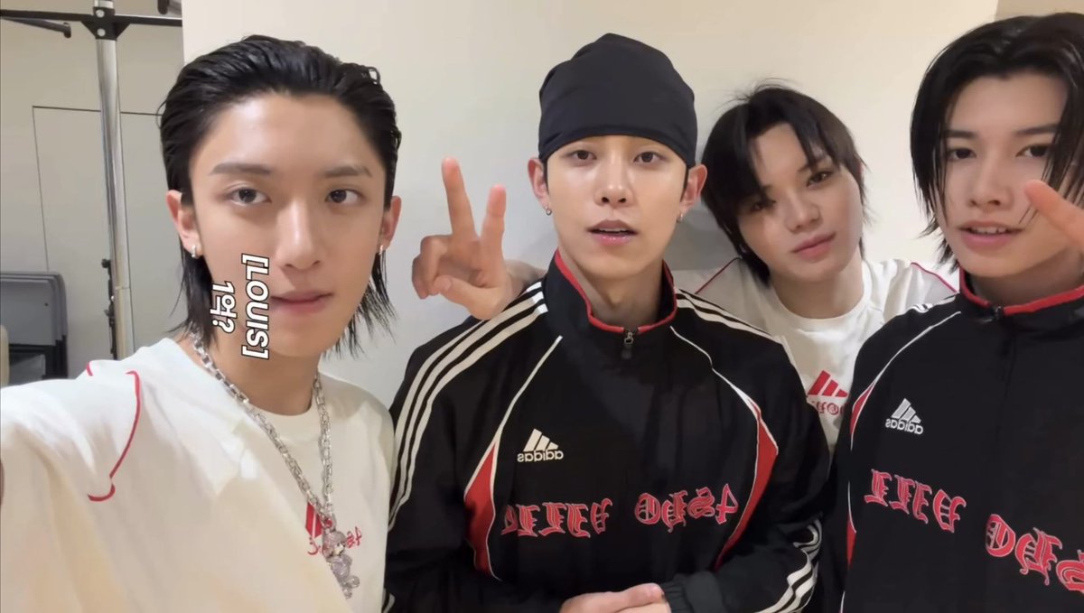 bunny🐰🍓 | MIXTAPE2ISCOMING tweet media