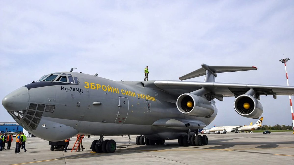 Petrenko AndryiⒸ (Ukraine) tweet media