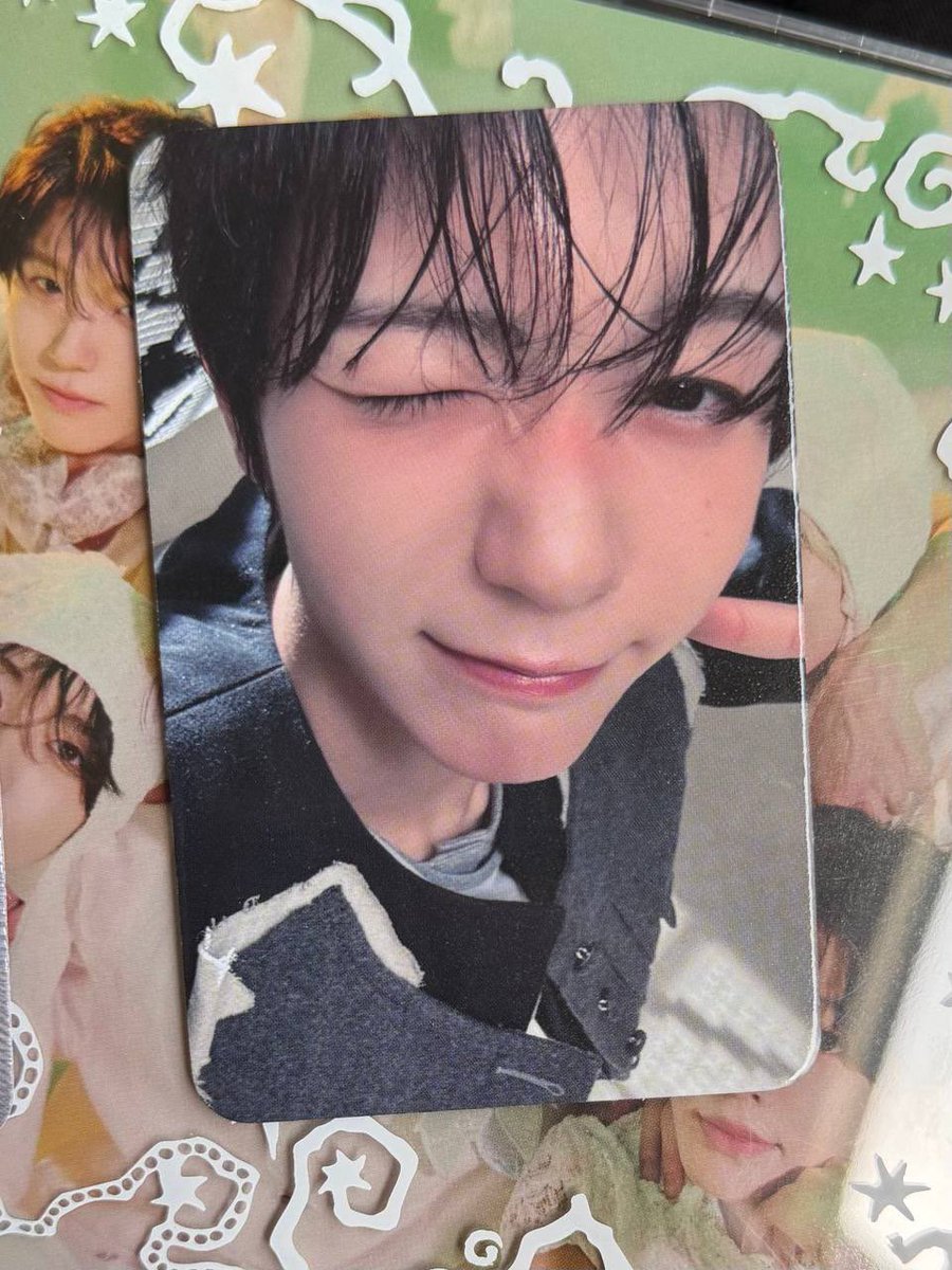 WTT IPHONE 17 PRO MAX TO NCT WISH RYO SEVEN ELEVEN LD

HAVE - iphone 17 pro max
WANT - ryo seven eleven ld