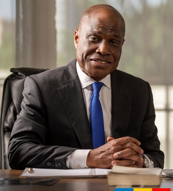 pascal_mulegwa's tweet image. #RDC🇨🇩 : 

L’opposant @MartinFayulu à la tête de la coalition Lamuka et du Parti @ECiDeRDC a mis en garde, mercredi matin, contre toute initiative de révision de la Constitution, estimant qu’un tel projet dans le contexte actuel constituerait une menace pour la stabilité