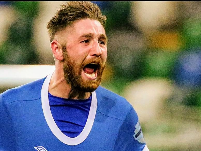 Old Linfield Pics tweet media