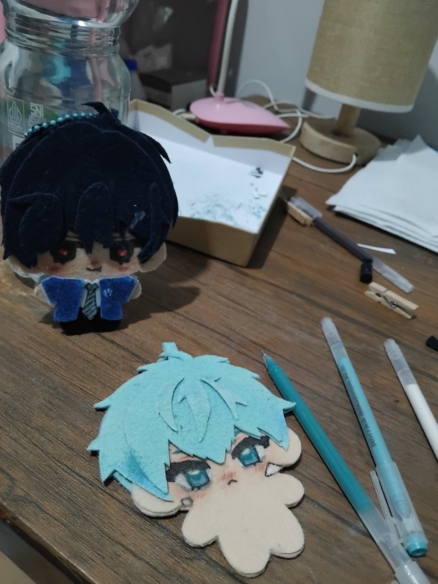 𝙈𝙖𝙧𝙨𝙝 | Custom Felt Doll tweet media