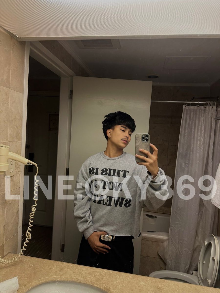 ชาย100% tweet media