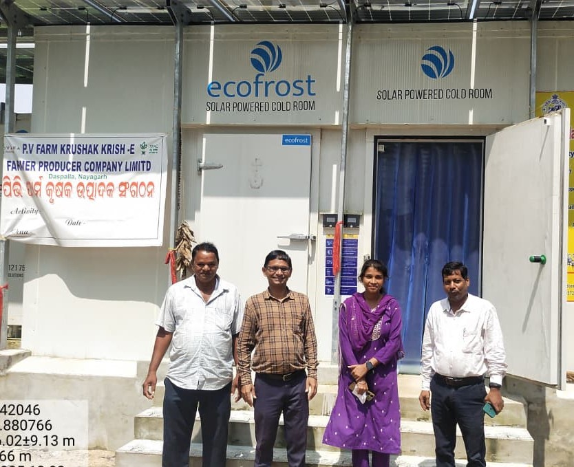 AgriGoI's tweet image. Solar-powered cold storage strengthening agri value chains ☀️❄️🌾

In #Nayagarh, #Odisha, Pvfarm Krushak Krish-E Farmer Producer Company Ltd. has established a solar-powered cold storage unit—reducing post-harvest losses, preventing distress sale, and strengthening supply chains