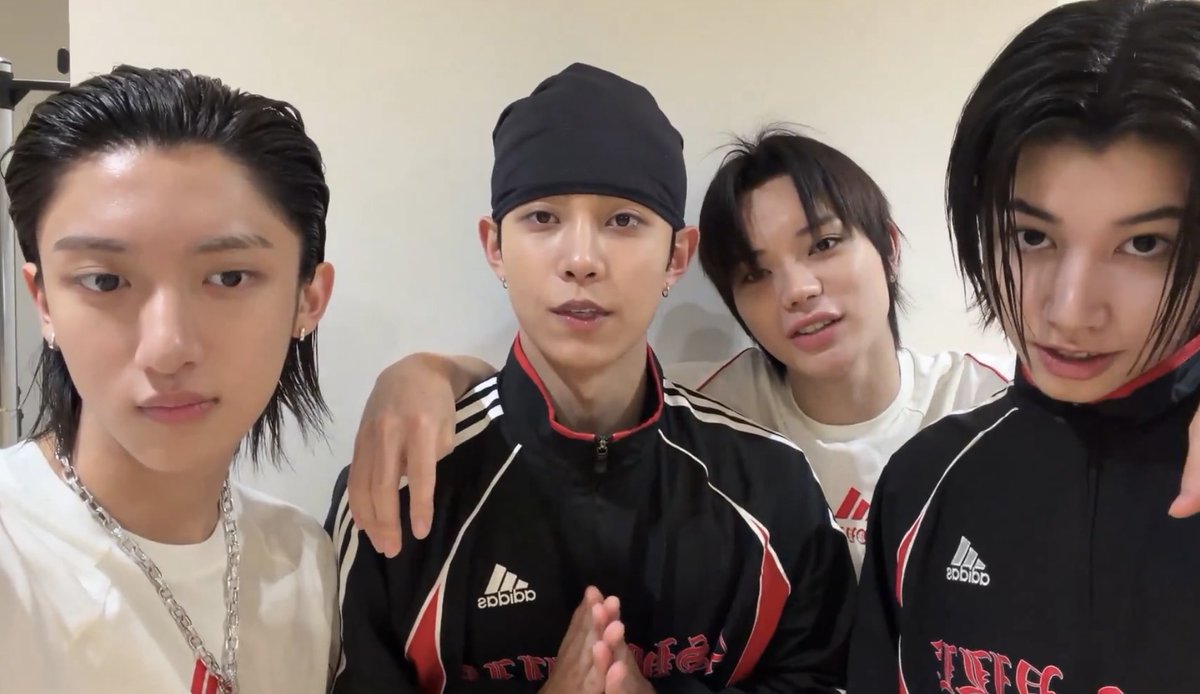 kat ♡ MIXTAPE2ISCOMING tweet media