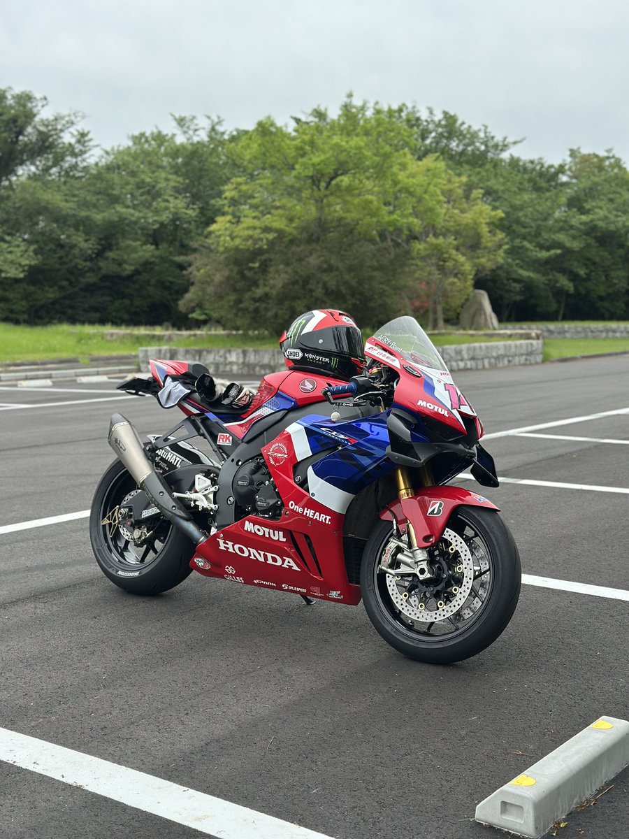 てれパン_93 tweet media