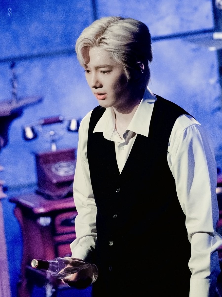 26.04.15 스톤;우리가 처음 시를 쓰기까지 

#박경호 사이먼