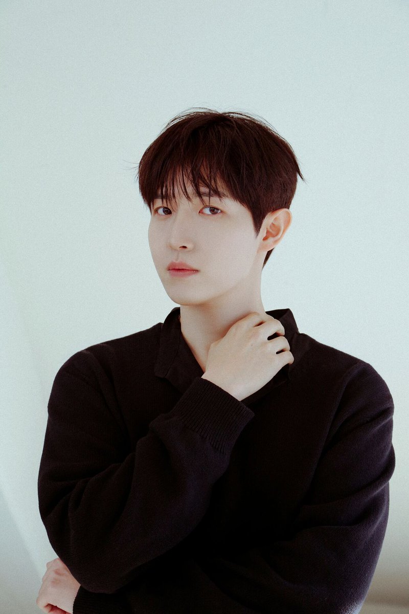 SBS_star's tweet image. “Kim Jae-hwan Reflects on His Comeback: "My Wanna One Days Were About Competition, Now It's About Care and Comfort"
👉 Read full story here : sbsstar.net/article/N10085…

#kimjaehwan #comeback #wannaone #interview #SBSStar #KEntertainmentNews
Follow @SBS_star for more updates!”