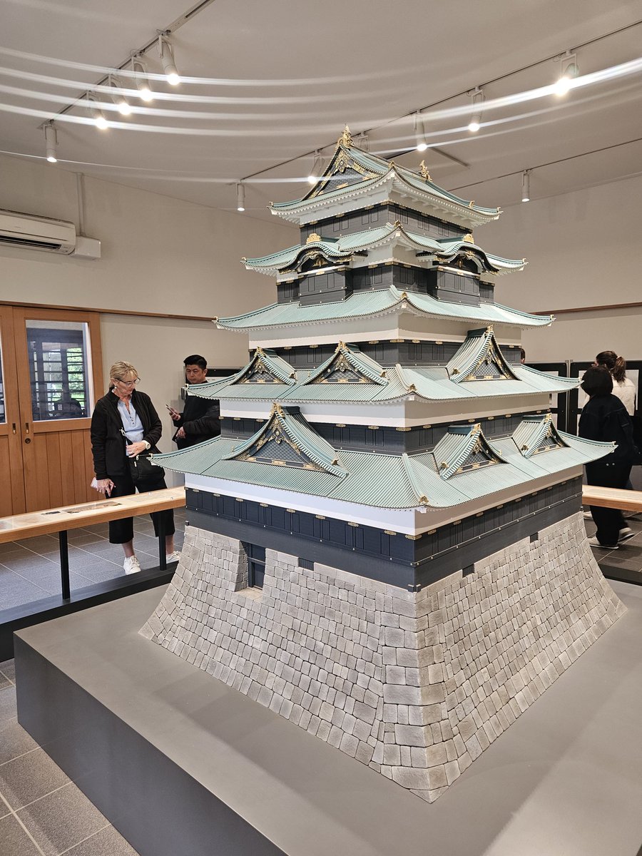 ｌｕｎａ tweet media