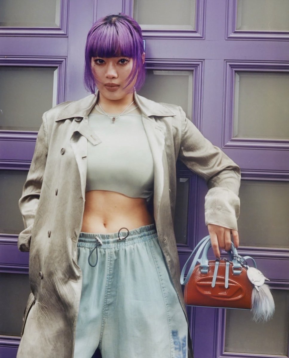 BADTZ_00's tweet photo. DIESEL✖︎HANA

良すぎる😭🩷💙💜

#HANA #JISOO #MOMOKA #NAOKO
#DIESEL https://t.co/kHToA2HiM5