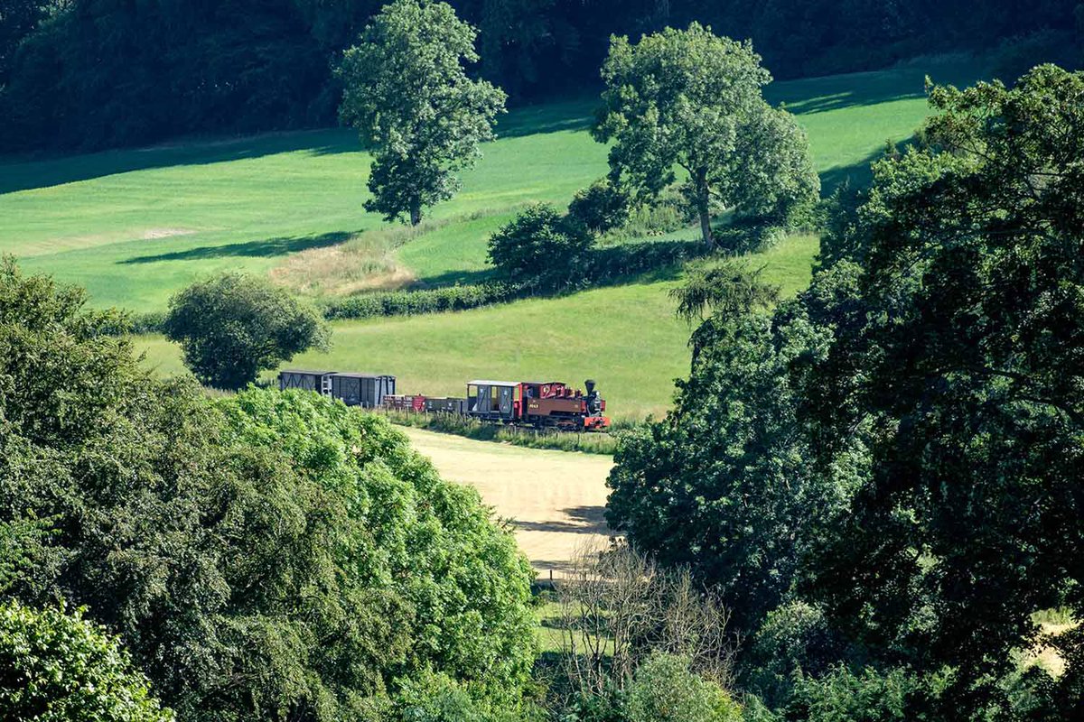 INFOJRTT's tweet photo. Journey through beautiful Mid Wales countryside. The Welshpool &amp; Llanfair Light Railway is a heritage narrow-gauge steam railway running through the Severn Valley.
It’s one of the most scenic and authentic steam railways in Wales. https://t.co/b8eWy6omYM