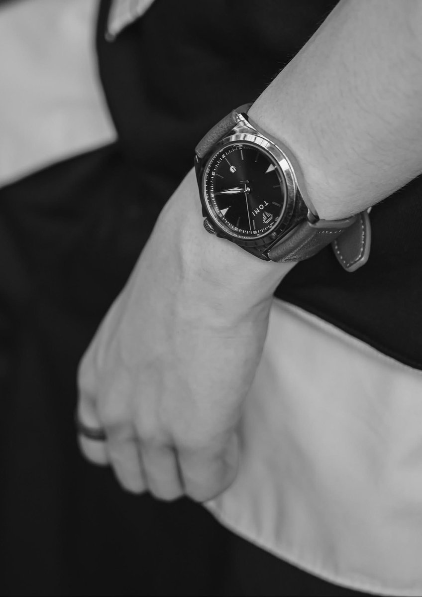 tanadonjpeg's tweet image. "Black &amp;amp; White mood. 🖤🏙️ #ootd #streetstyle"