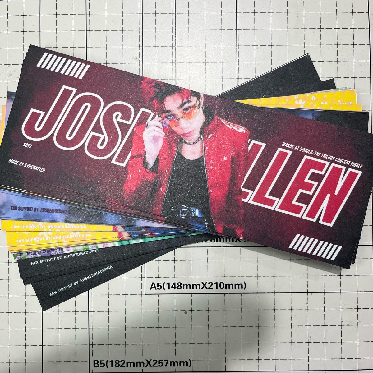 sydcrafted's tweet photo. Handbanners (mini &amp; regular handbanners) available ✅

We do design layout too! 

Kindly DM to inquire/order 🤍 

#fyp #kpop #handbanners #freebies #printingservices #printingbusiness https://t.co/3wXqsHUv77