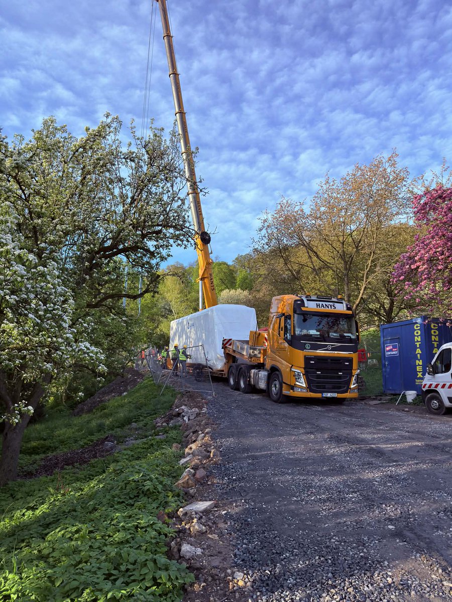 Vaše zásilka je připravena k vyzvednutí v pobočce Nebozízek.