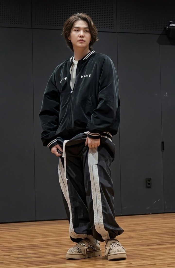 JUST FOR YOU (@_oksun70) on Twitter photo 