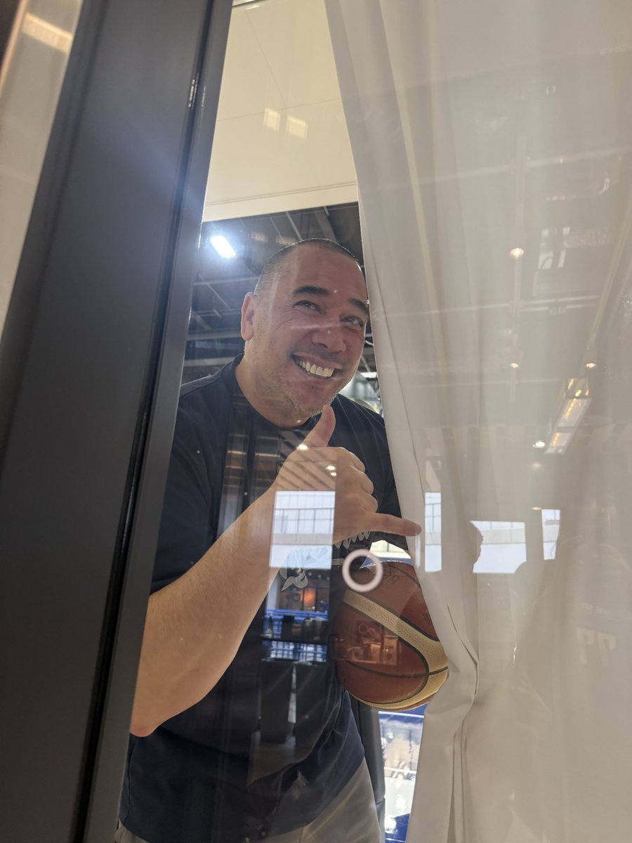 しらす tweet media