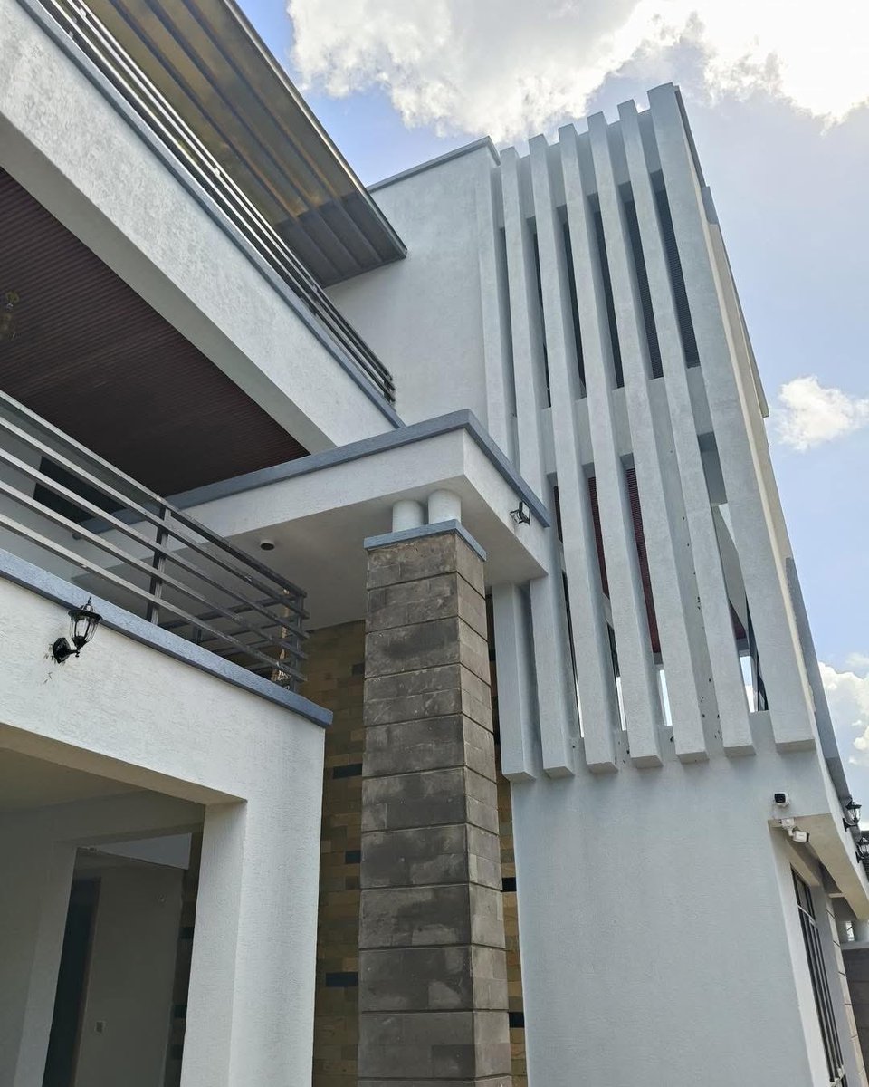 ArchiHubStudio's tweet photo. Last Mile finishes…most critical, often costliest😊…often so involving requiring white-glove precision!

Reach us on: 0721 324 718 https://t.co/fHnrwXGXTr