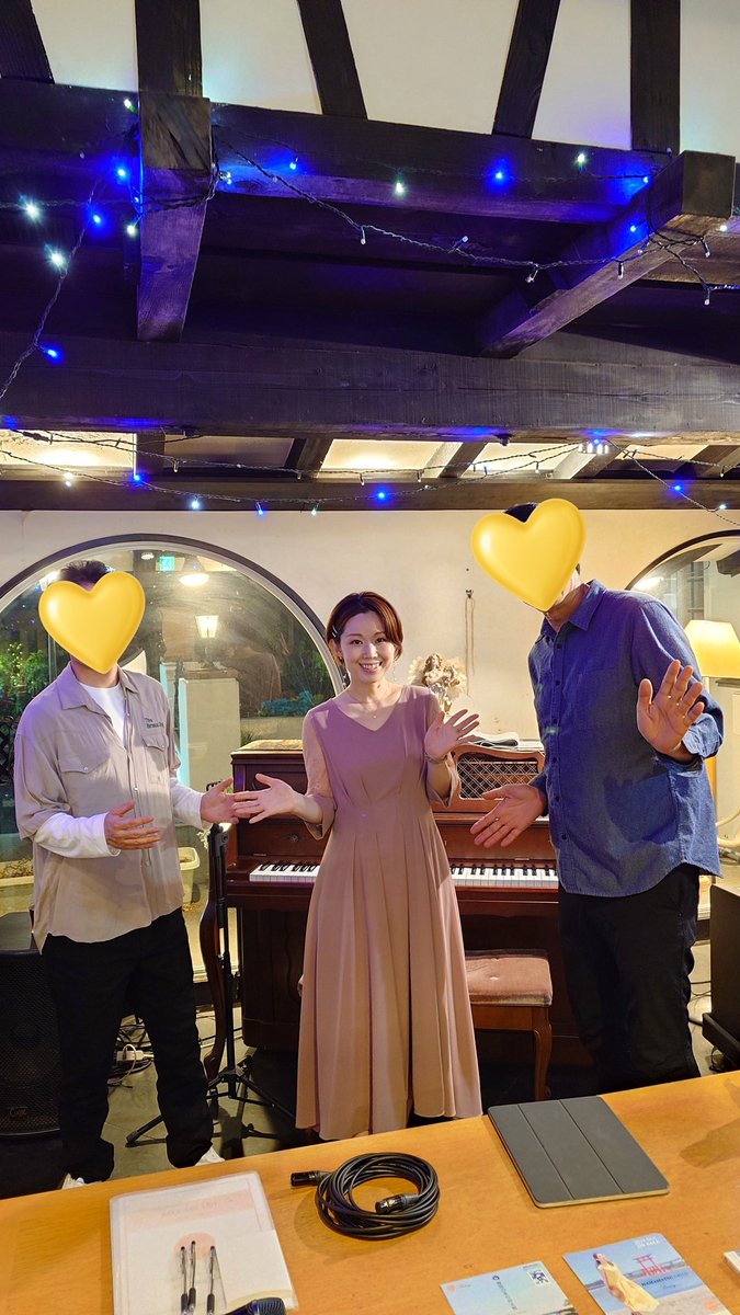 singerBemy's tweet photo. 昨夜のあさくまさんでのLIVE、お聴き下さったお客様ありがとうございました🙇

久しぶりにお会いできたお客様😊
今回あさくまさんでのライブへ初めてお越し下さいました👏

たくさんお話もできて元気をもらえました😆

次回はGW期間中で1週飛んで5/12(火)に開催です！

ぜひお待ちしております🙇✨ https://t.co/eFVr4g2CDu