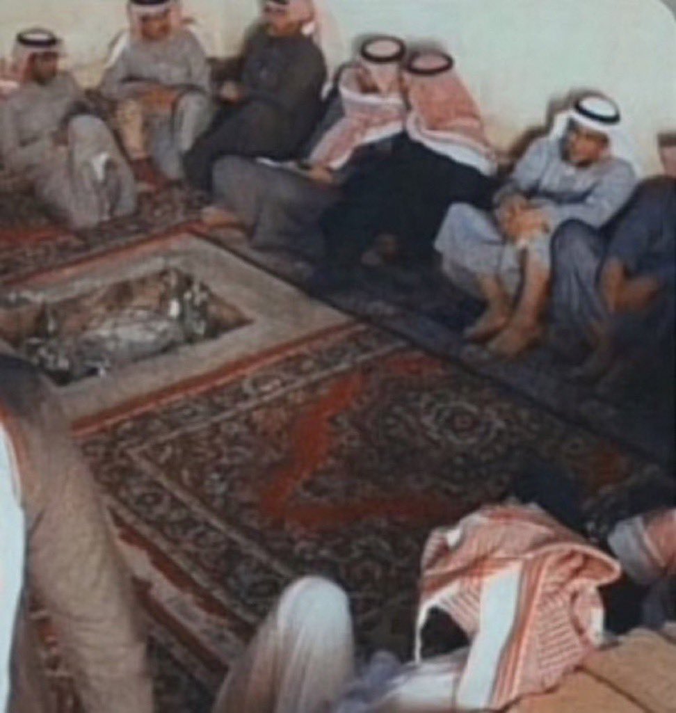 m69mf's tweet photo. اخوي محسن سيد الجود والطيب 
 عسى عيوني ما يجنه بواكي 

اكبر من البيت الصغير المواجيب 
من كثرة ضيوفه نشيل المراكي

#فهد_عافت https://t.co/jTtdqT4s4X