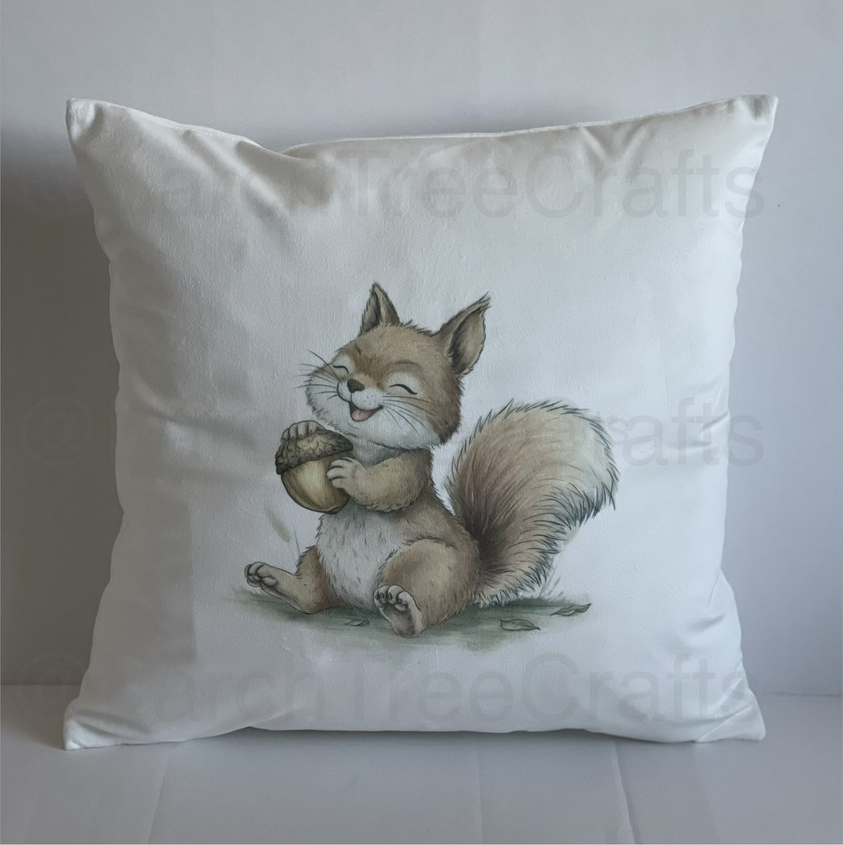LarchTreeCrafts's tweet photo. Meet Nibbles the Squirrel, he will be joining us on Saturday at Friargate with Preston Makers Market. We will also be at Winter Gardens Blackpool on Sunday with Blackpool Makers Market. https://t.co/PMCoBbqild