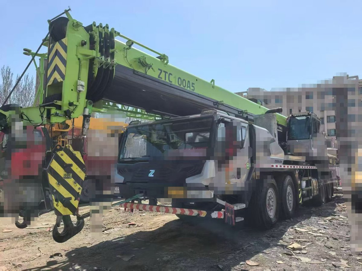 DindangMall's tweet photo. 2022 year Zoomlion 80ton truck crane for sale, type ZTC800A5, main boom 50m, jib 16m, counterweight 25tons, one hand crane, no welding, no accident, price $122000.
More info:https://t.co/S6nK3AdebP
#cranemachine #truckcrane #Zoomlion #80ton #50m #2022 https://t.co/VfHXxBINvg