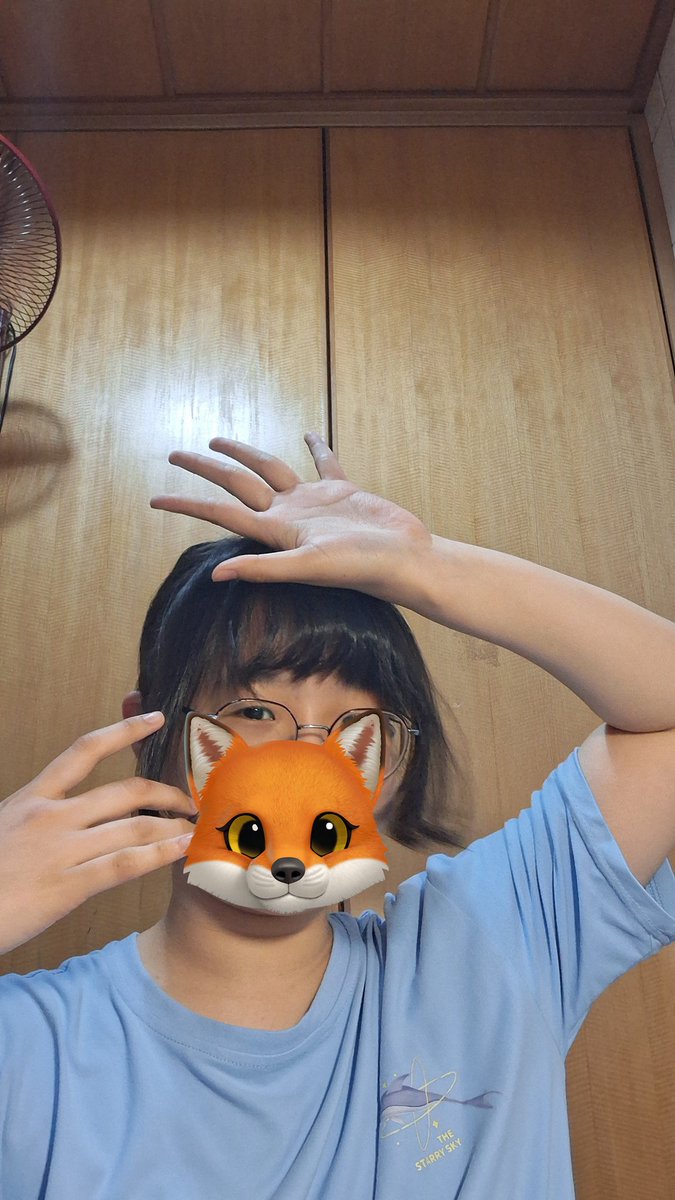 響🦊話話 tweet media