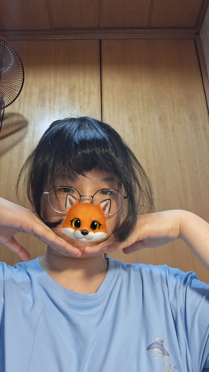 響🦊話話 tweet media