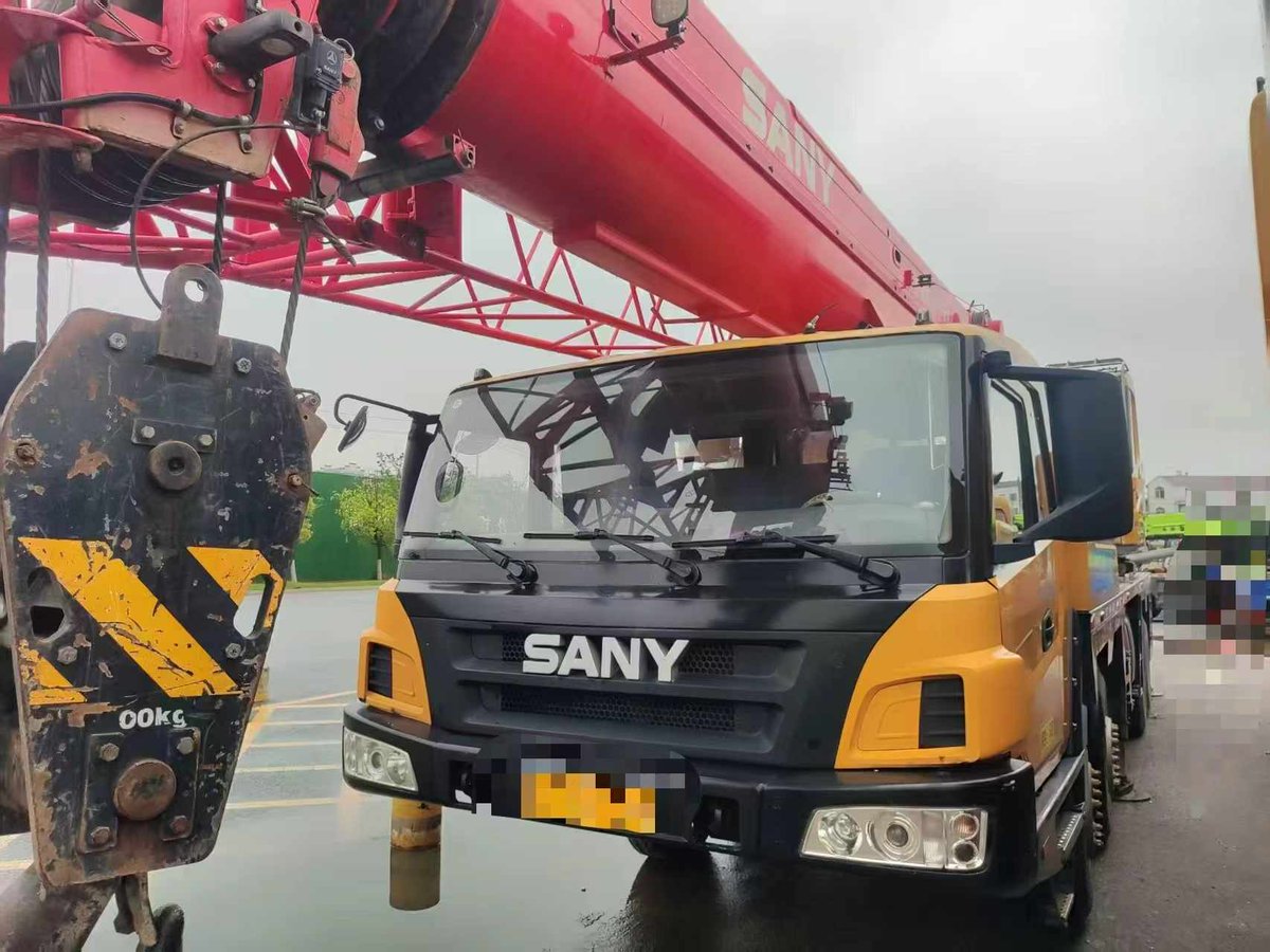 DindangMall's tweet photo. 2020 Year Sany 40ton truck crane for sale, type STC400T5, 44.5 meters mainboom (5 sections), 16 meters jib, 8.6 tons counterweight, , first hand, price $64000.
More info:https://t.co/sEvR9O61rv
#cranemachine #truckcrane #Sany #40ton #2020 #5sections https://t.co/QQwT2ENqrd