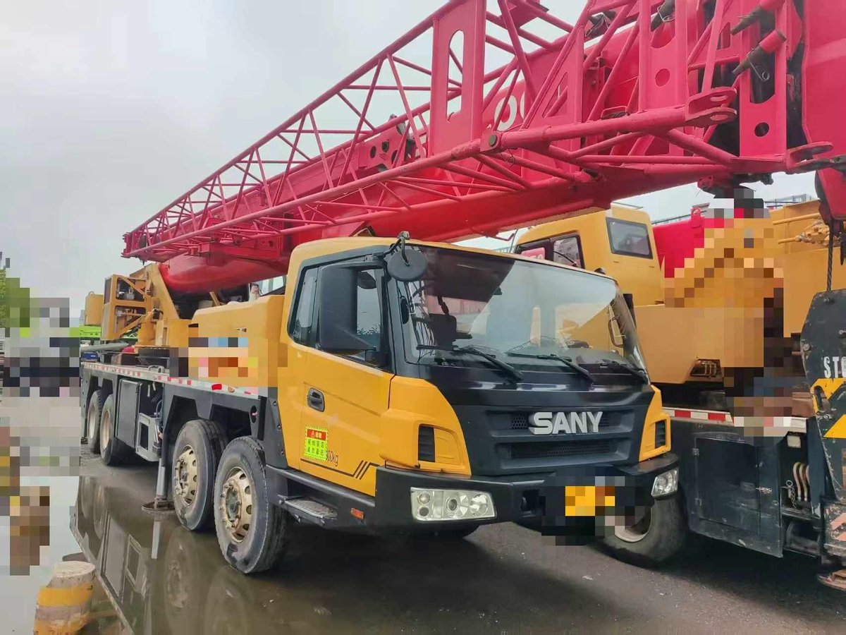 DindangMall's tweet photo. 2020 Year Sany 40ton truck crane for sale, type STC400T5, 44.5 meters mainboom (5 sections), 16 meters jib, 8.6 tons counterweight, , first hand, price $64000.
More info:https://t.co/sEvR9O61rv
#cranemachine #truckcrane #Sany #40ton #2020 #5sections https://t.co/QQwT2ENqrd