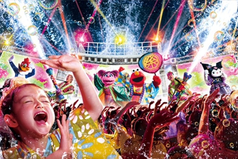 USJna0729's tweet photo. 🍉🌴🎆USJで夏祭りですか! 
皆の浴衣姿👘 
グラマシーパークにはウッディまで🐦
#USJファン https://t.co/Dq9hThowGn